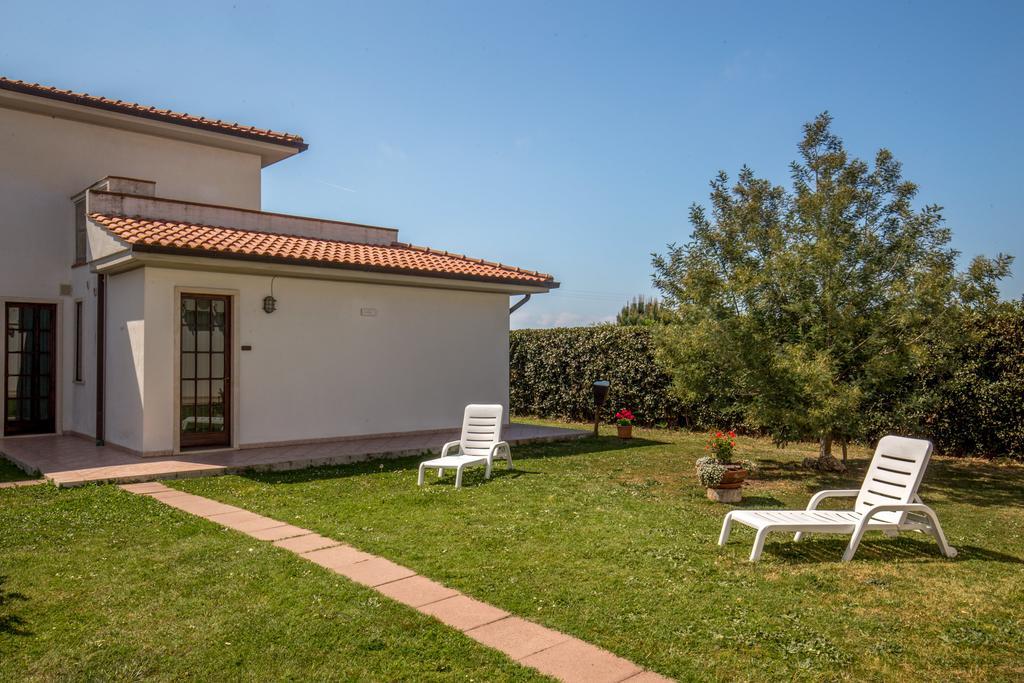 Tris Hotel Orbetello Exterior foto