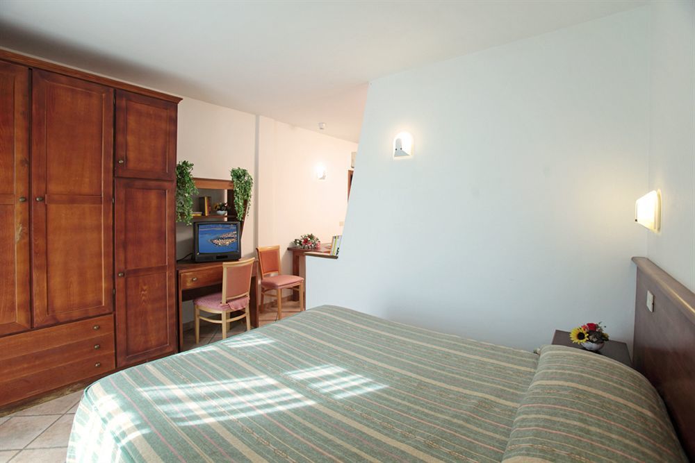 Tris Hotel Orbetello Exterior foto